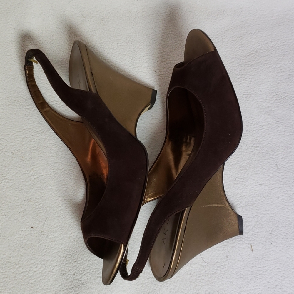 Anne Klein suede heels